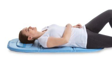 Zastosowanie aplikatora A11P do komfortowej terapii w pozycji leżącej. Idealny na problemy z plecami, kręgosłupem i stawami.